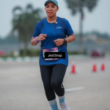 Runner Photo 7524387