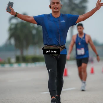 Runner Photo 7524411
