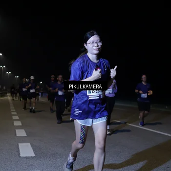 Runner Photo 7524419