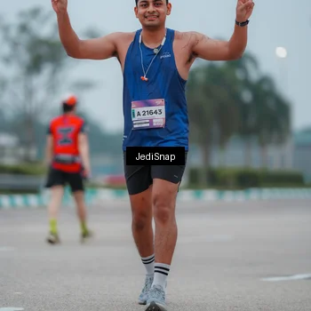 Runner Photo 7524431