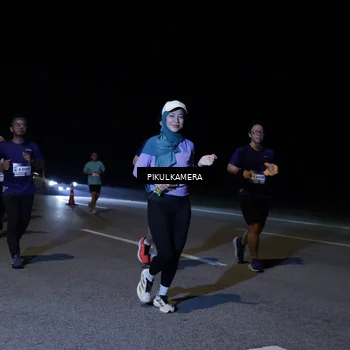 Runner Photo 7524453