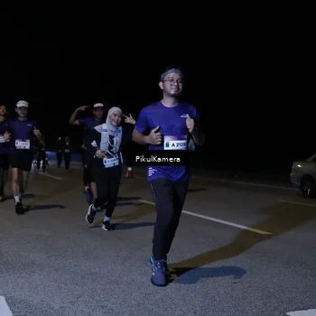Runner Photo 7524467