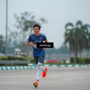 Runner Photo 7524471