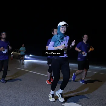 Runner Photo 7524479