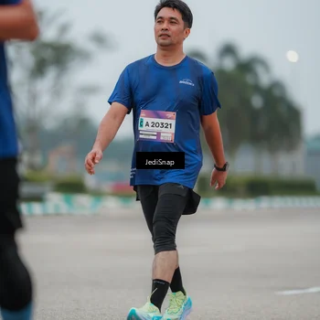 Runner Photo 7524492