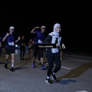 Runner Photo 7524494