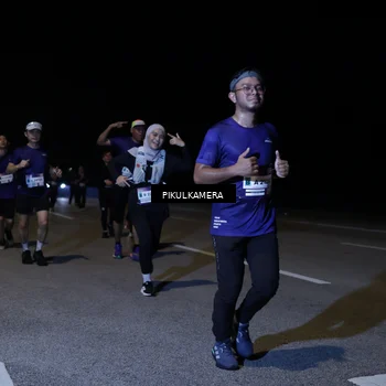 Runner Photo 7524496