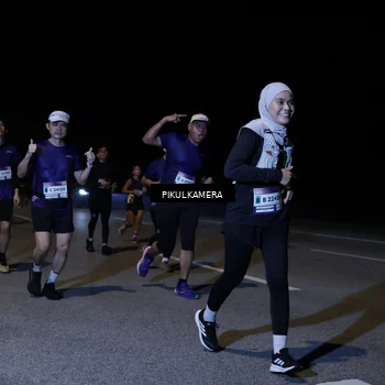 Runner Photo 7524515