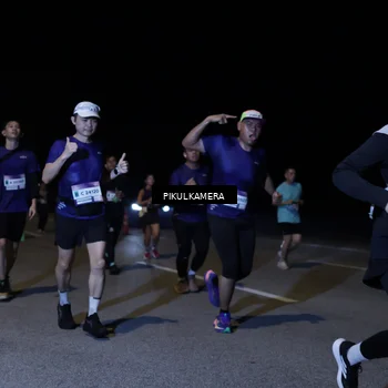Runner Photo 7524516