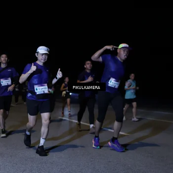 Runner Photo 7524517