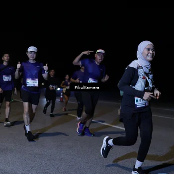 Runner Photo 7524535