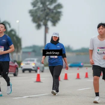 Runner Photo 7524540