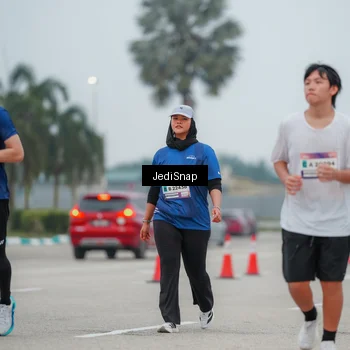 Runner Photo 7524544