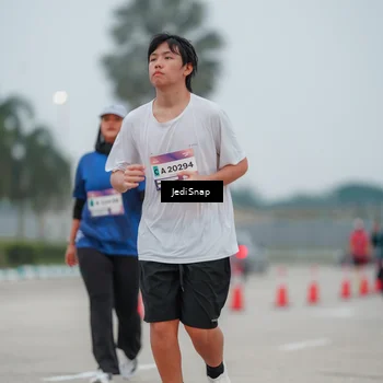 Runner Photo 7524560