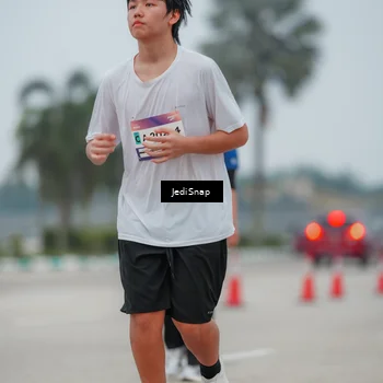 Runner Photo 7524571
