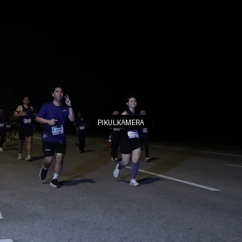Runner Photo 7524594