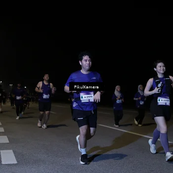 Runner Photo 7524616