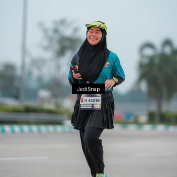 Runner Photo 7524640