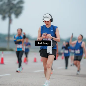 Runner Photo 7524666