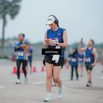 Runner Photo 7524682