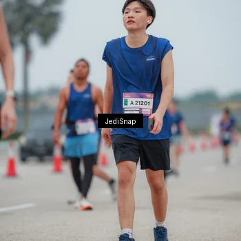 Runner Photo 7524712