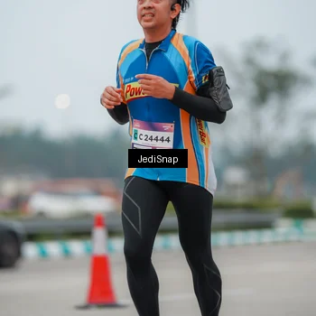 Runner Photo 7524720