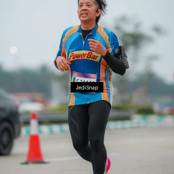 Runner Photo 7524723