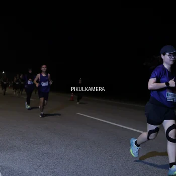 Runner Photo 7524758