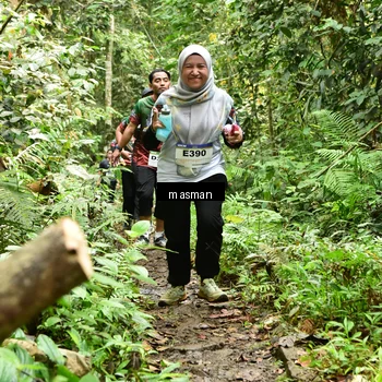 Runner Photo 7524764