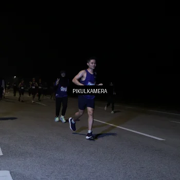 Runner Photo 7524766