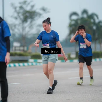 Runner Photo 7524772