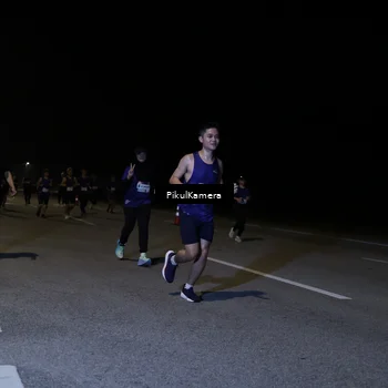 Runner Photo 7524778