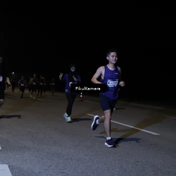Runner Photo 7524779