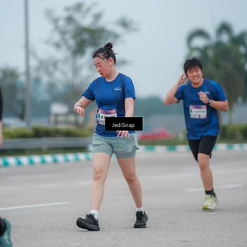 Runner Photo 7524782