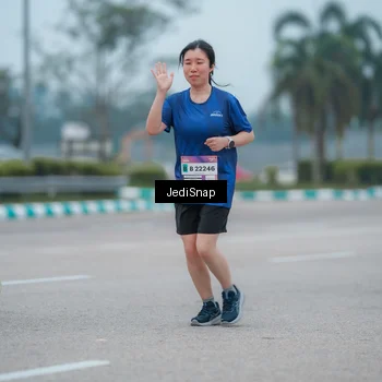 Runner Photo 7524790