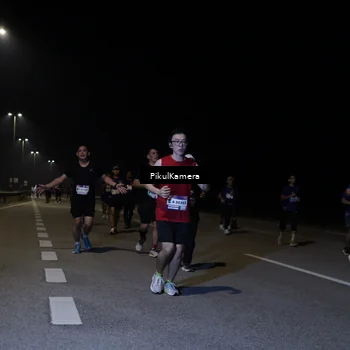 Runner Photo 7524852