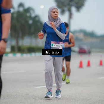 Runner Photo 7524857