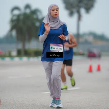 Runner Photo 7524865