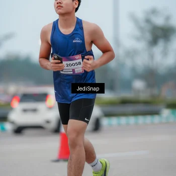 Runner Photo 7524895