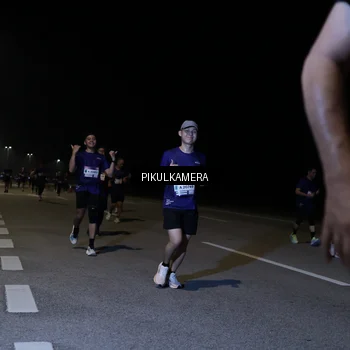 Runner Photo 7524979