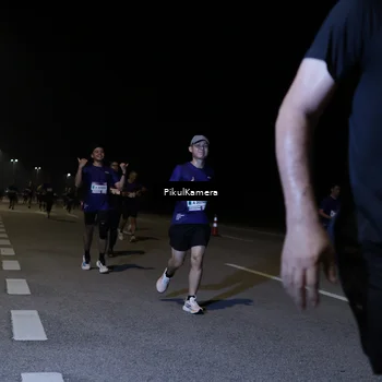 Runner Photo 7524992