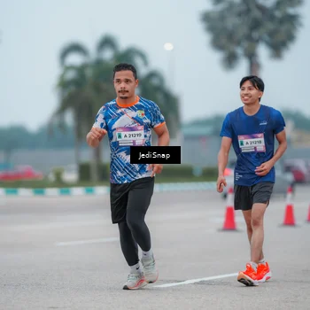Runner Photo 7525007