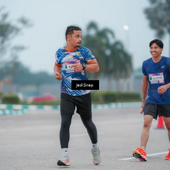 Runner Photo 7525014