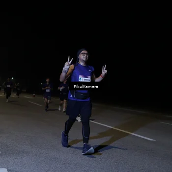 Runner Photo 7525032