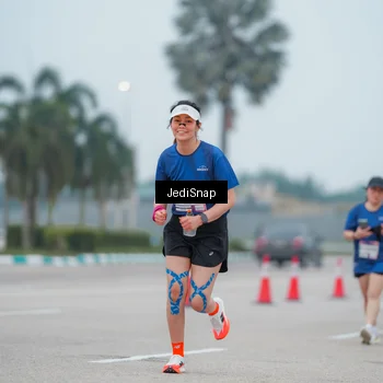 Runner Photo 7525041