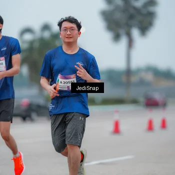 Runner Photo 7525050