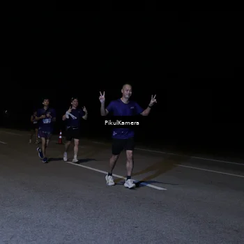 Runner Photo 7525082