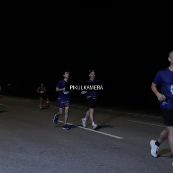 Runner Photo 7525104