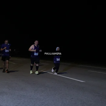 Runner Photo 7525223