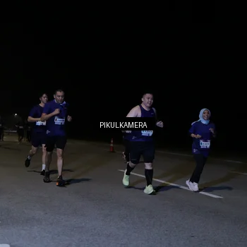 Runner Photo 7525248